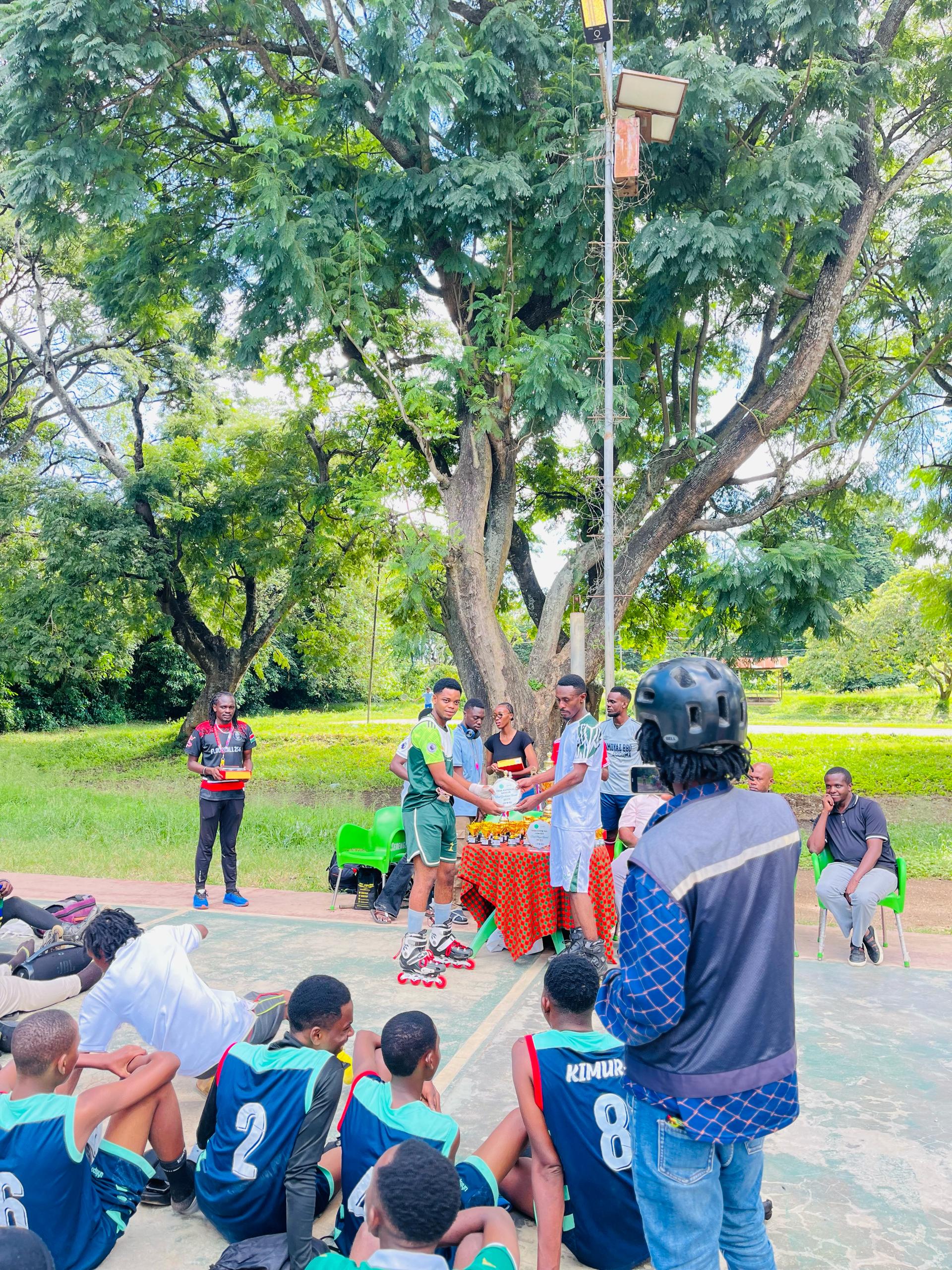 Timu ya TRBA ikishangilia ushindi baada ya mechi